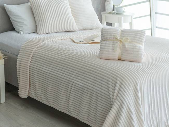 Чехол Soft Stripe на декоративную подушку Кьянти